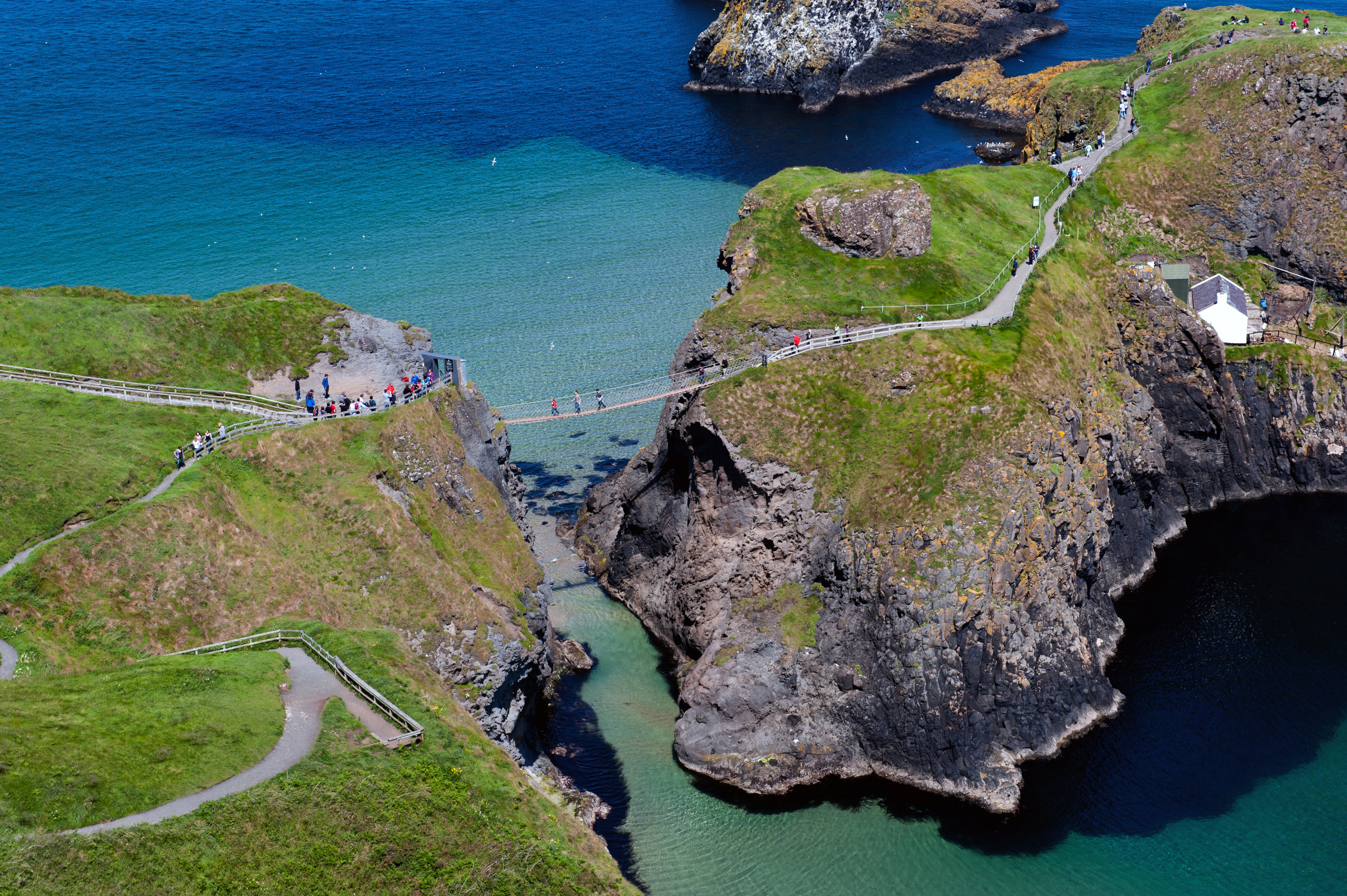 Tours to Giants Causeway  and Causeway Carrick a Rede Rope Bridge, Co Antrim journey time 6-7 hours total £280 